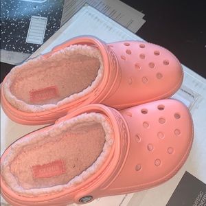fuzzy pink crocs
